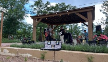 Band at Hillside Gardens